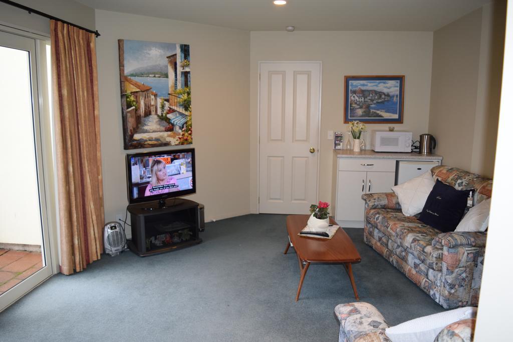 Motueka Homestay Bed & Breakfast Екстериор снимка
